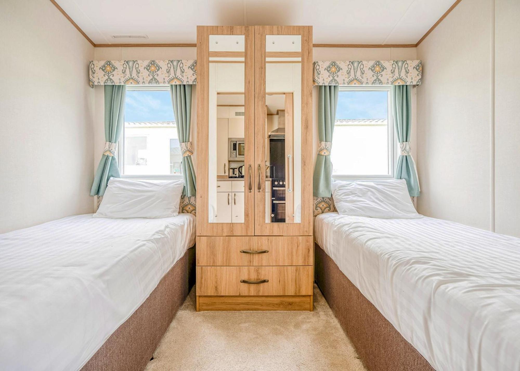 Meadow Lakes Holiday Park St Austell Ngoại thất bức ảnh
